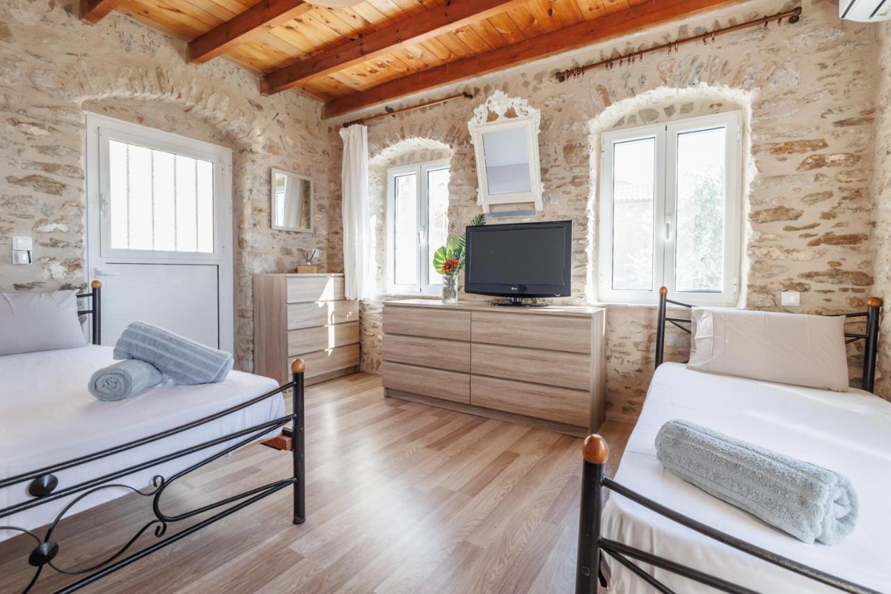 Villa Somatiana- Traditional Stone House , West Mani Thalámai Kültér fotó