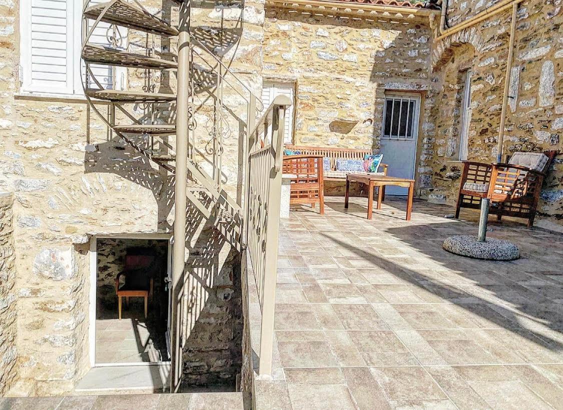Villa Somatiana- Traditional Stone House , West Mani Thalámai Kültér fotó