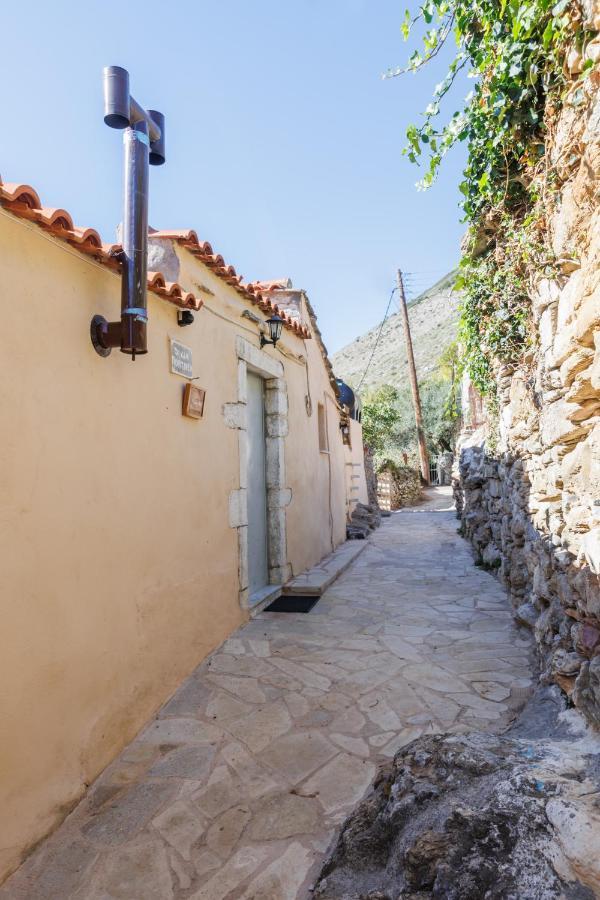 Villa Somatiana- Traditional Stone House , West Mani Thalámai Kültér fotó