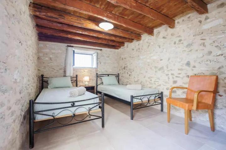 Villa Somatiana- Traditional Stone House , West Mani Thalámai Kültér fotó